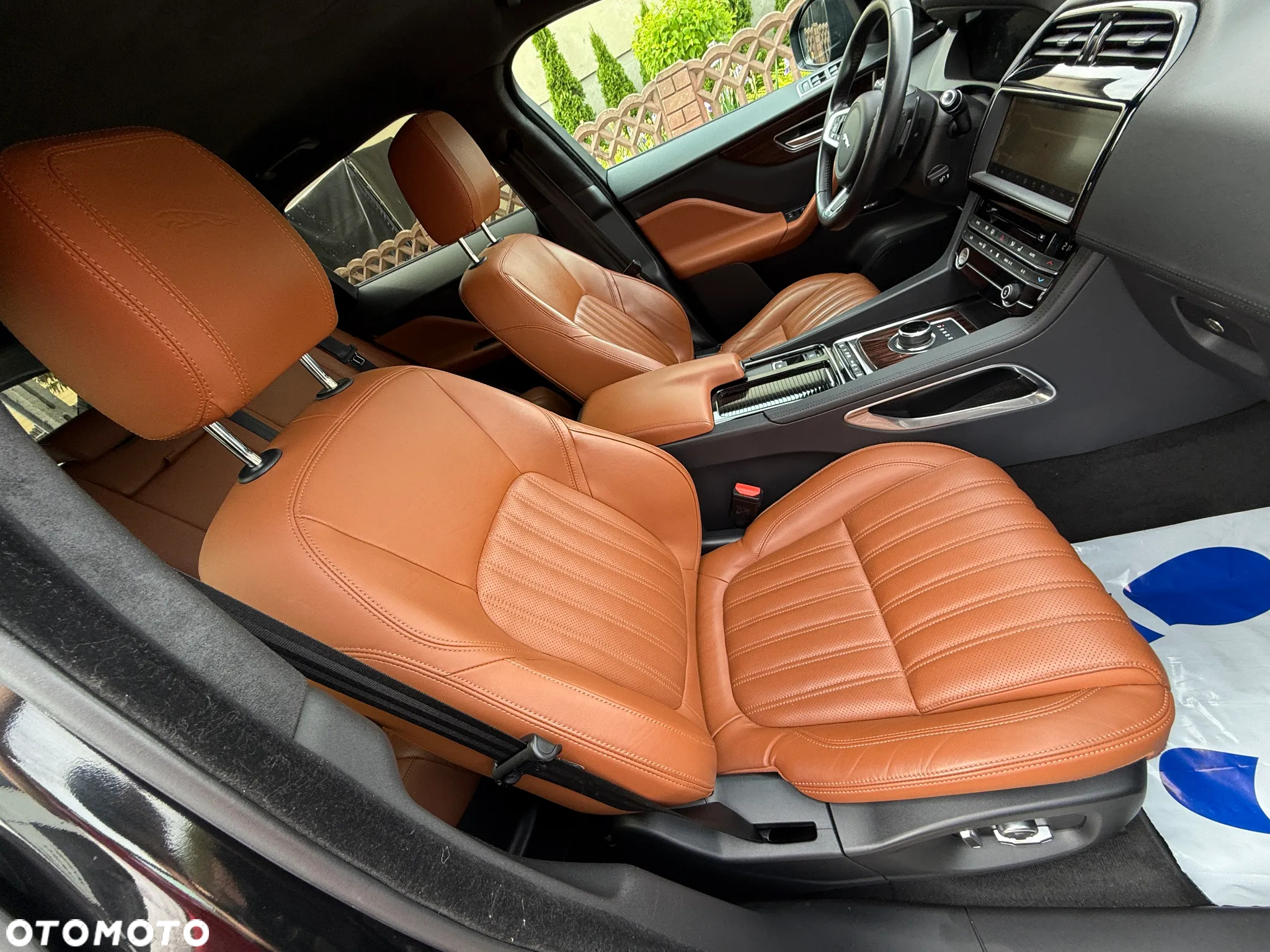 Jaguar F-Pace 2.0 i4P AWD Portfolio - 12