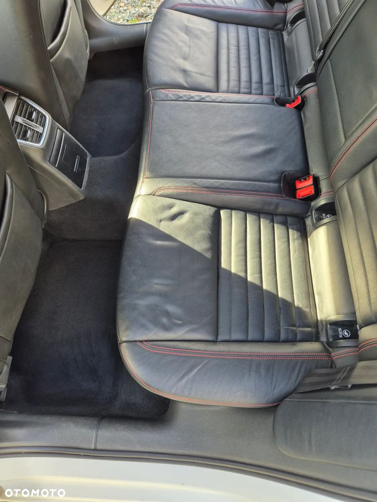 Skoda Octavia 2.0 TDI RS DSG - 23