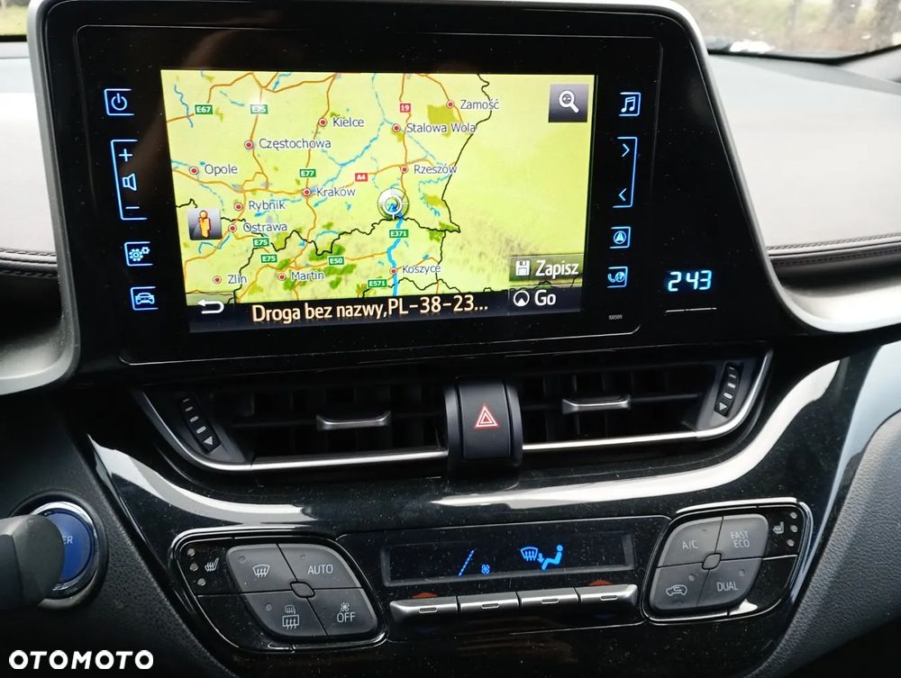 Toyota C-HR 1.8 Hybrid Prestige - 13