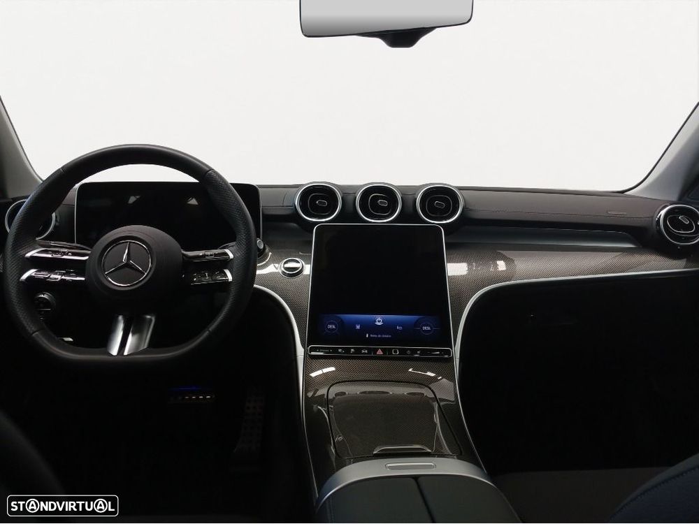 Mercedes-Benz C 300 — fotografia 11