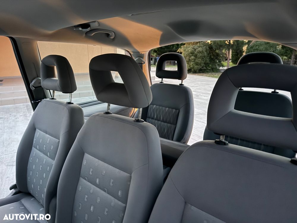 Volkswagen Sharan 1.9 TDI United II - 17