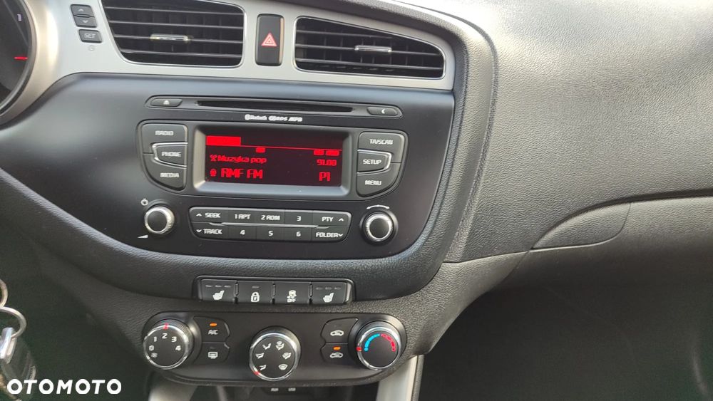 Kia Ceed 1.6 GDI SW Edition 7 - 18