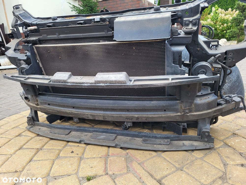 Pas przedni chlodnica klimatyzacji wody belka kia sorento 2 z 12r 2.4b