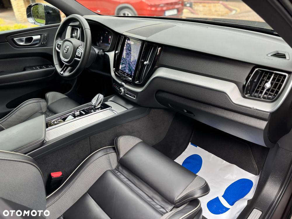 Volvo XC 60 B4 D AWD Geartronic RDesign - 9