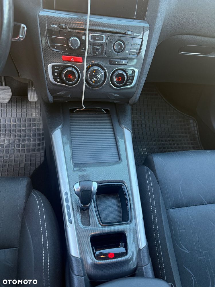 Citroën C4 ver-1-6-e--hdi-selection-mcp - 10