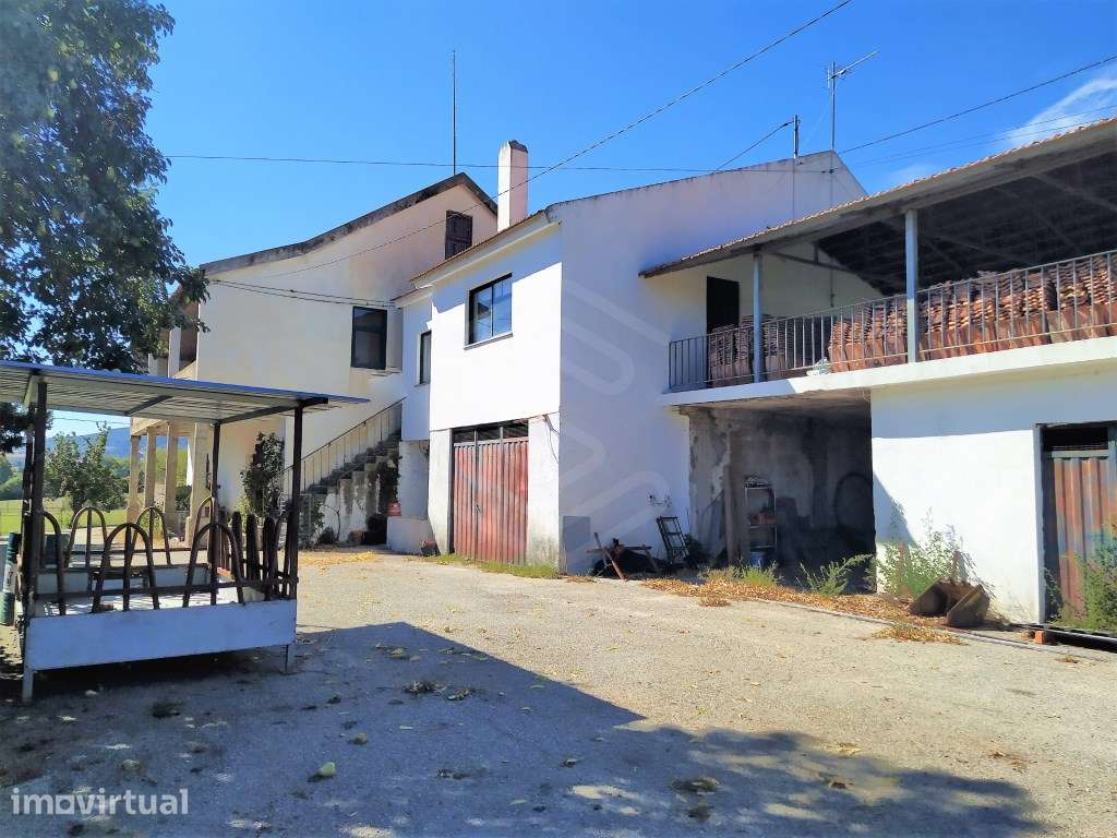 Quinta com moradia e terreno agrícola - Boidobra - Covilhã - Grande imagem: 3/51