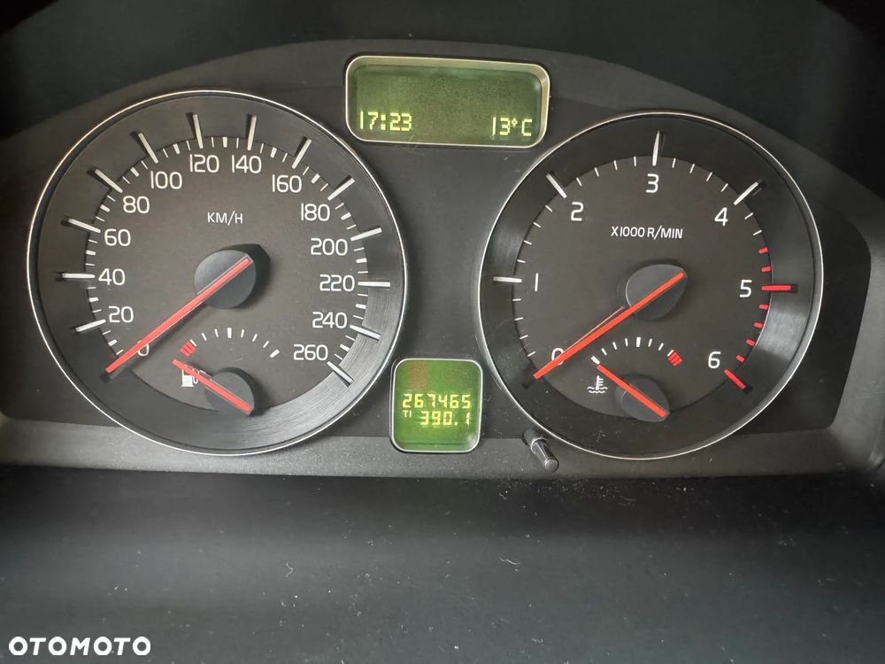 Volvo V50 DPF D2 Momentum - 10