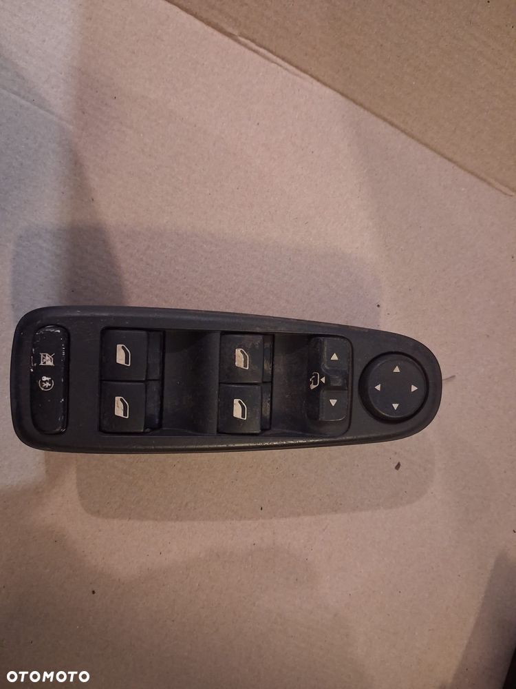 Panel sterowania przełączniki szyb CITROEN C4 PICASSO 96639383ZD - 1