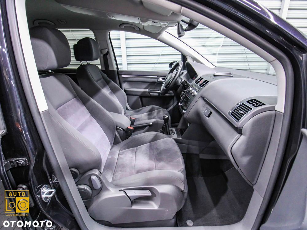 Volkswagen Touran 2.0 TDI Highline - 10