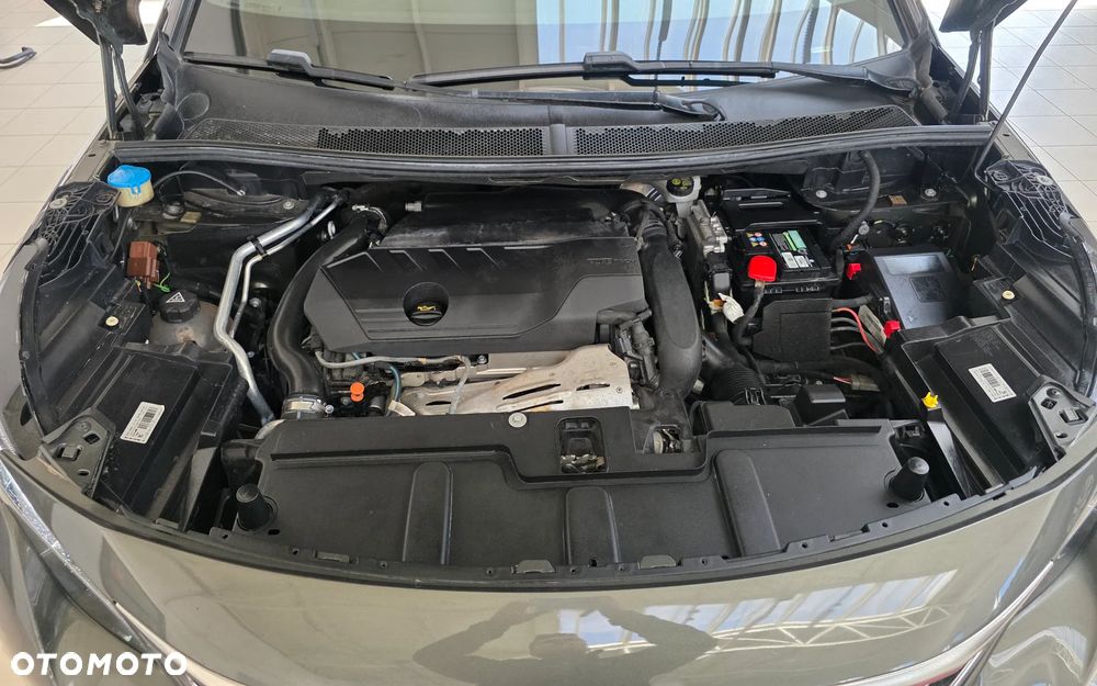 Peugeot 3008 PureTech 180 Stop & Start GPF EAT8 GT Pack - 33