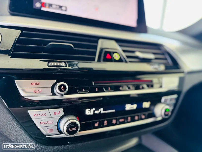 BMW 530 e iPerformance Pack M - 38