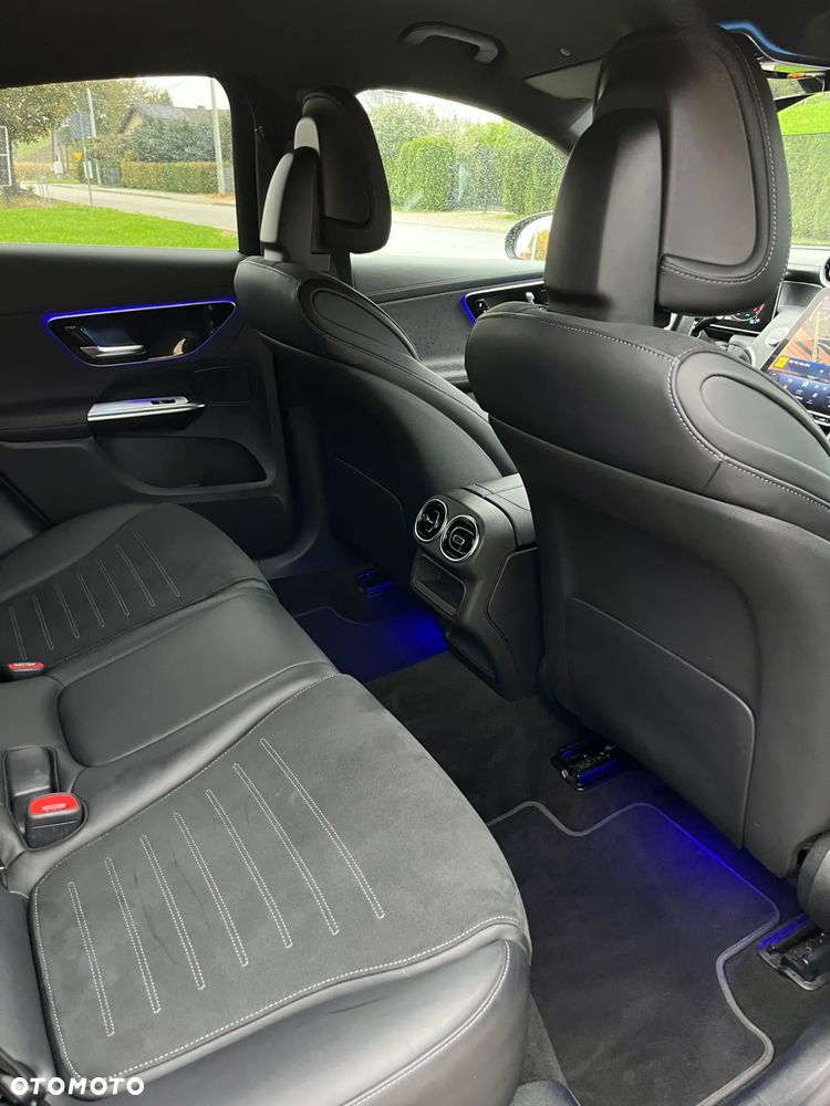 Mercedes-Benz GLC Coupe 200 mHEV 4-Matic AMG Line - 23