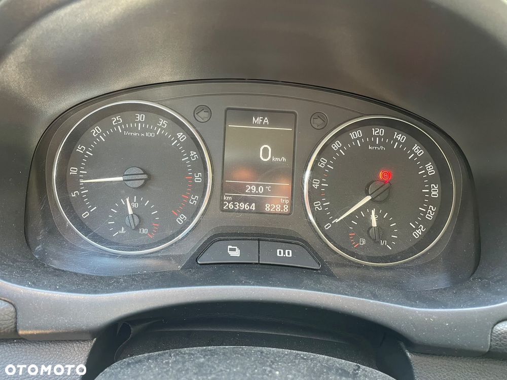Skoda Fabia - 12