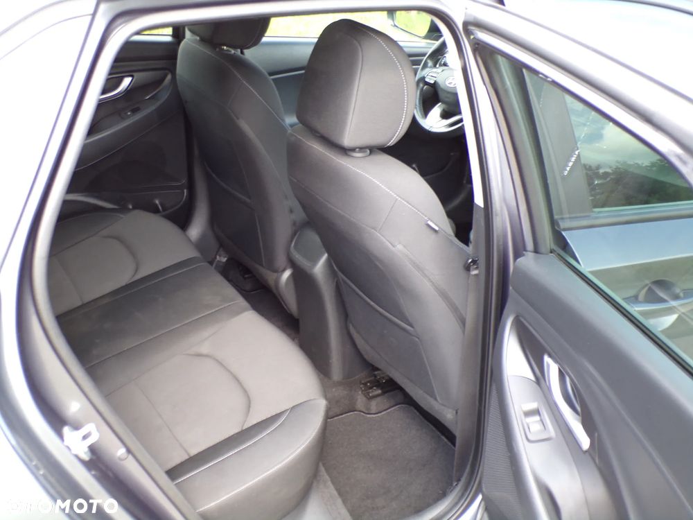Hyundai i30 1.6 CRDI Intro Edition - 22