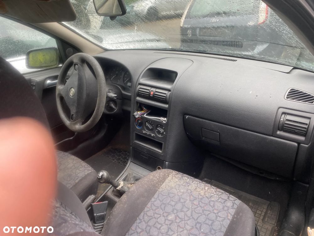 Opel Astra  G na części - 4