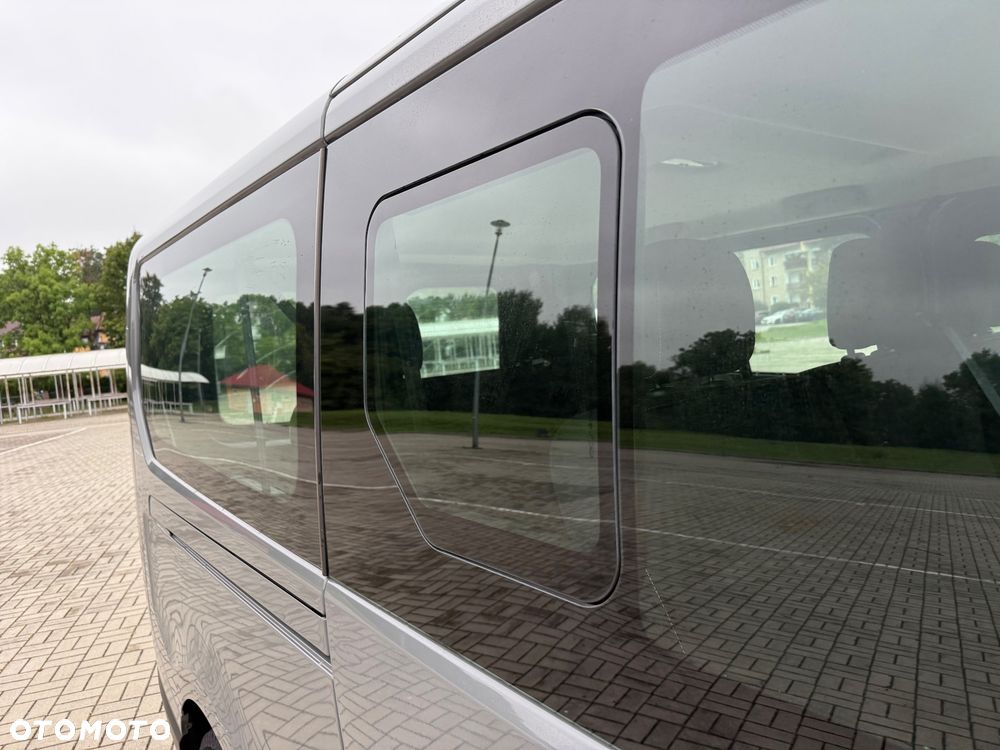 Renault Trafic - 26