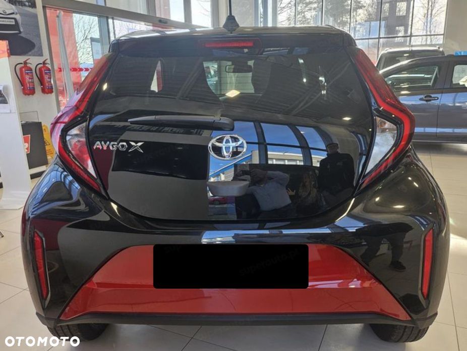 Toyota Aygo X 1.0 VVT-i Style - 4