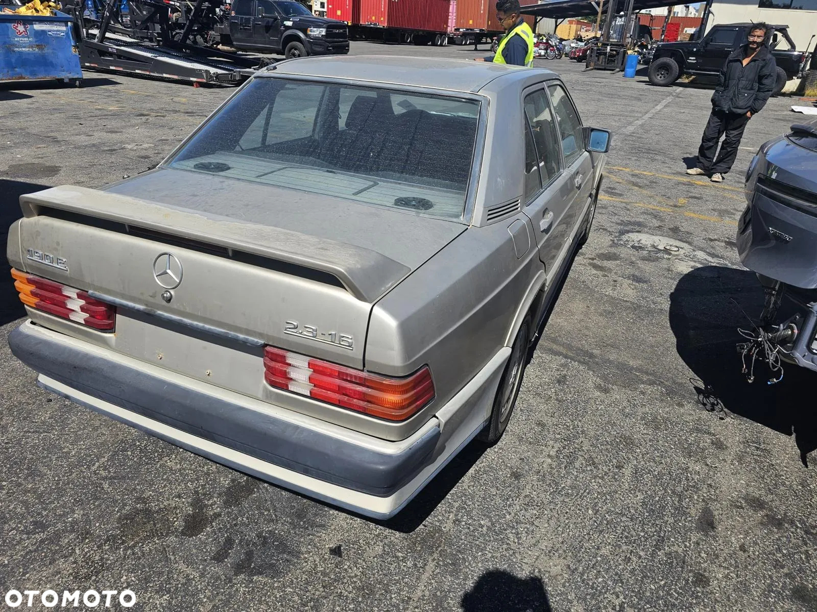 Mercedes-Benz W201 (190) - 7