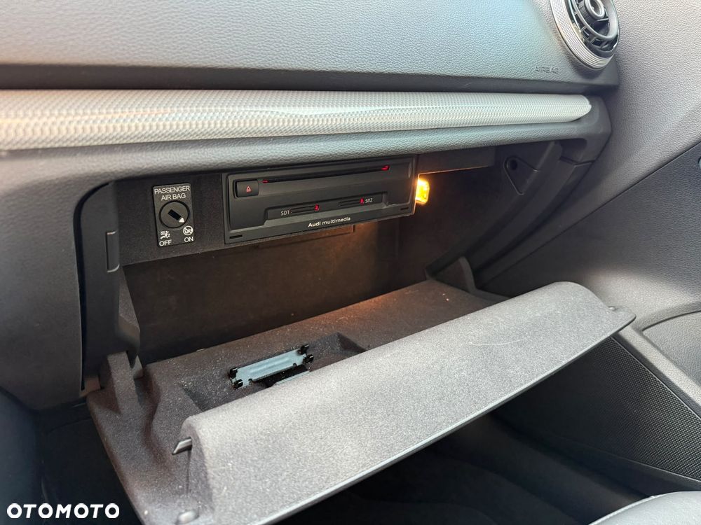 Audi A3 Sportback 1.6 TDI (clean diesel) Attraction - 19