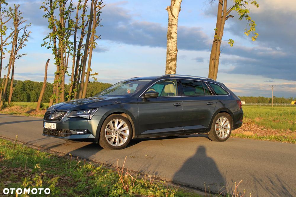 Skoda Superb 2.0 TSI 4x4 L&K DSG - 2