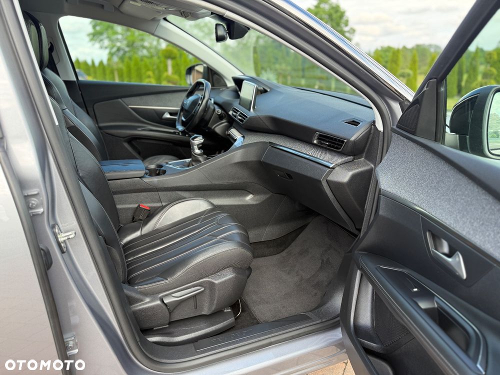 Peugeot 3008 1.5 BlueHDi Allure Pack S&S - 30