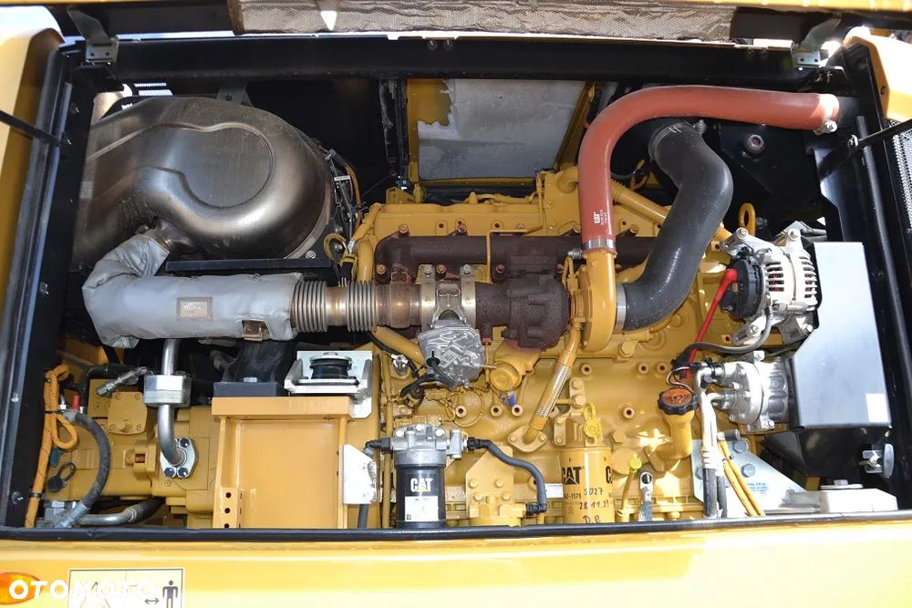 Caterpillar CAT M 318 F, TYLKO 5600 MTH - 18