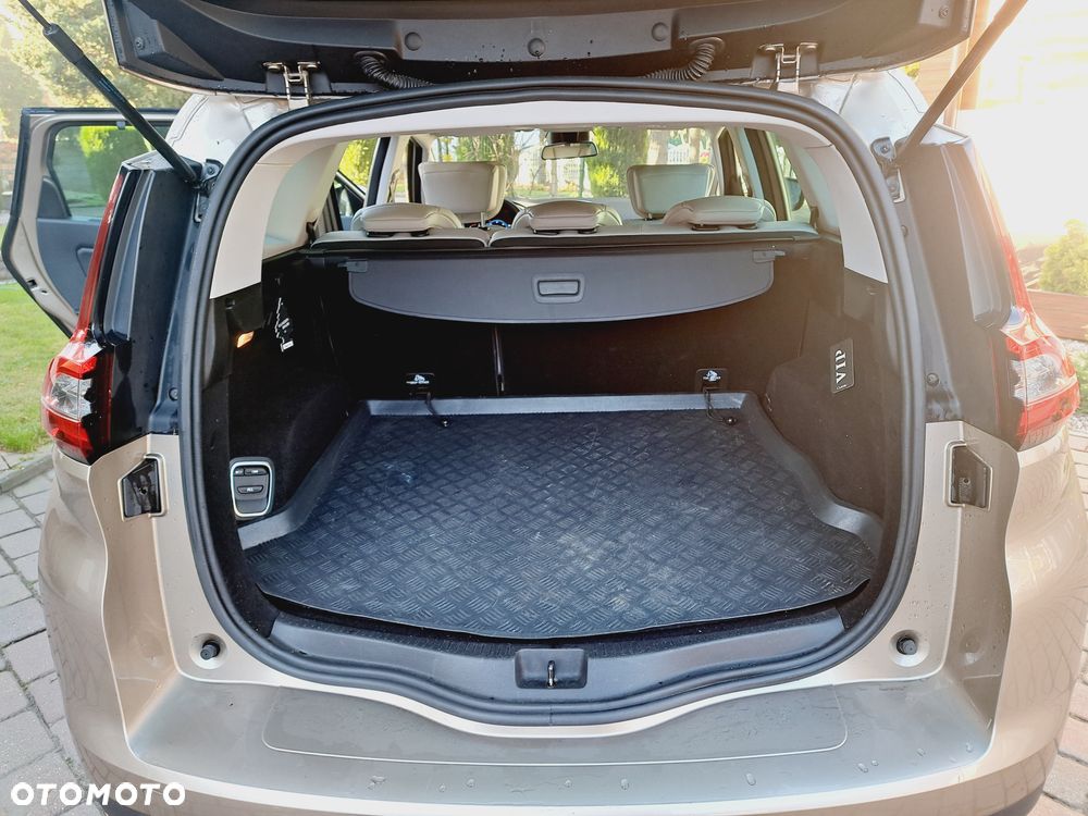Renault Scenic - 9