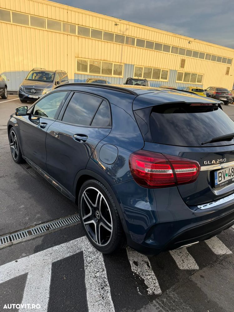 Mercedes-Benz GLA 250 4MATIC Aut. - 13