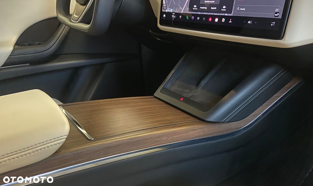 Tesla Model X AWD - 21