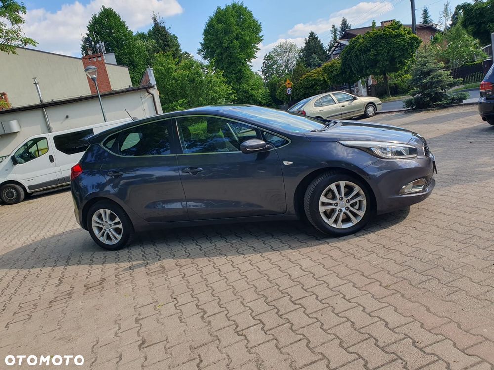 Kia Ceed 1.6 GDI XL - 29
