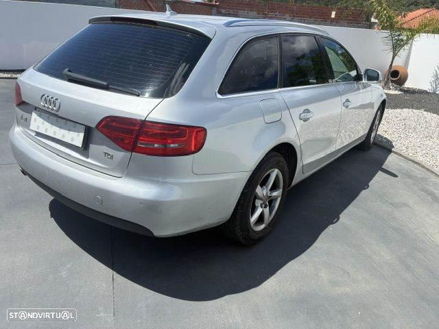 Audi A4 2.0 TDI DPF Ambition - 4