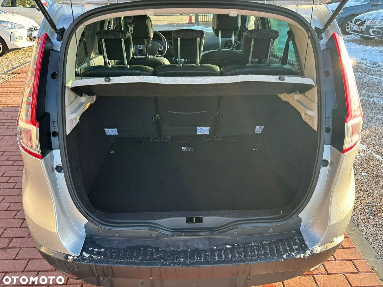 Renault Scenic - 24