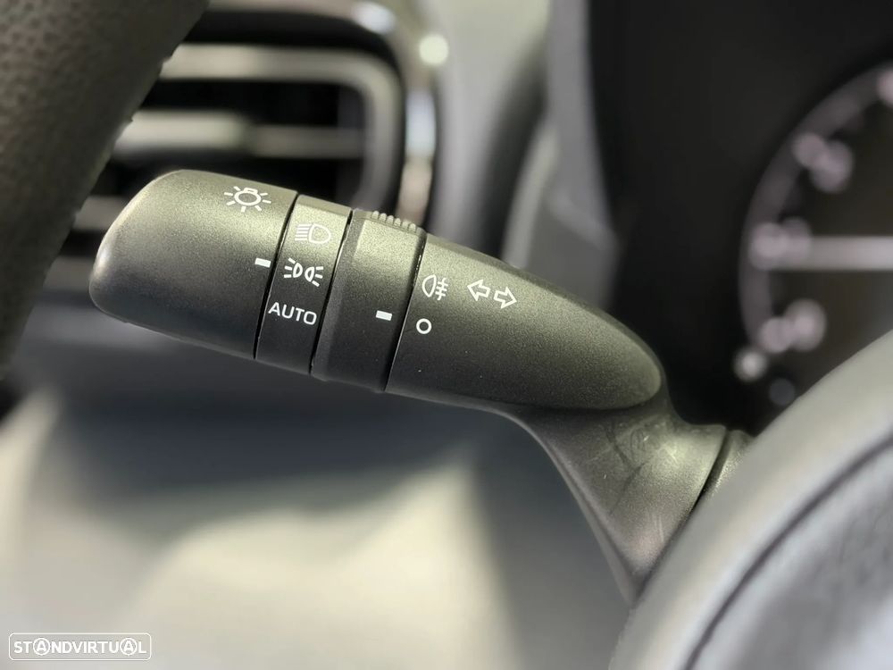 Toyota Yaris 1.0 VVT-i Comfort - 24