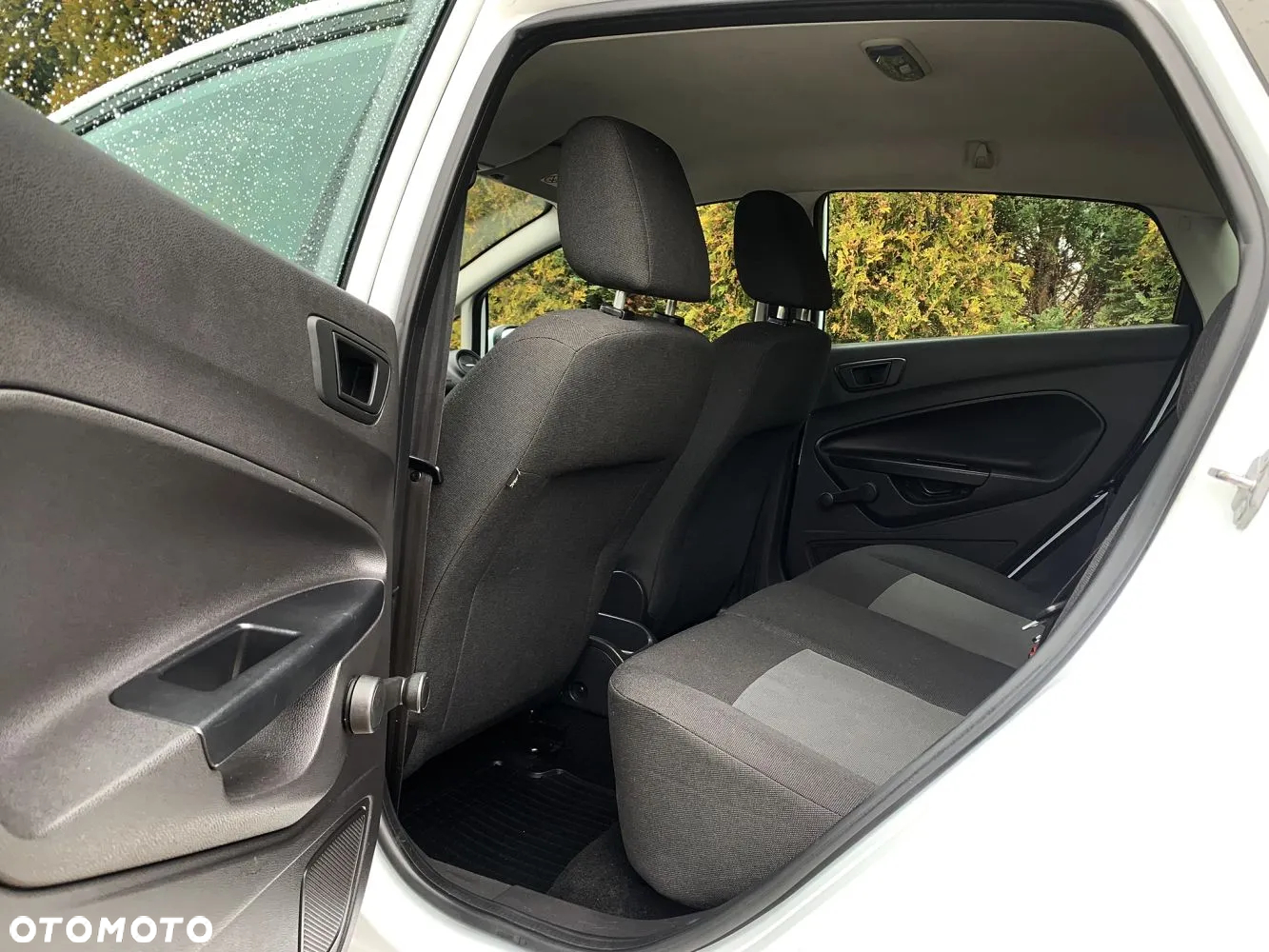Ford Fiesta - 36