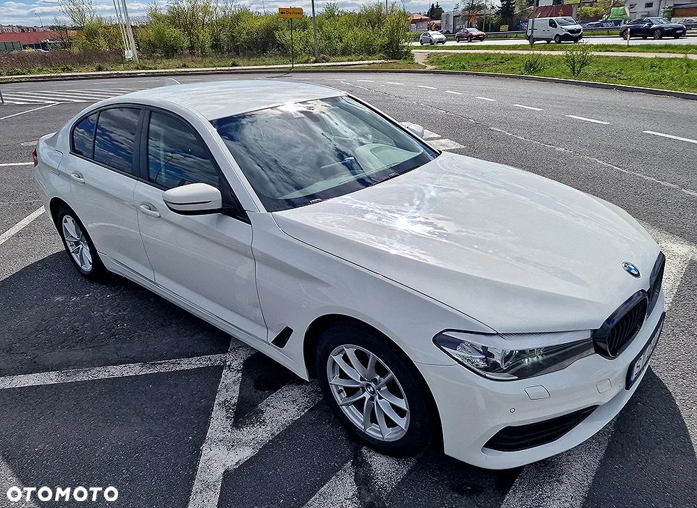 BMW Seria 5 518d Business Edition - 25