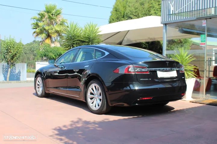 Tesla Model S 100D - 16
