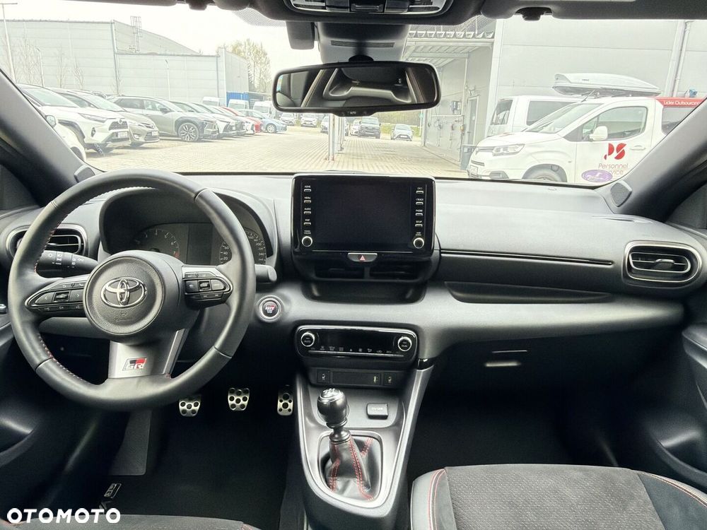 Toyota GR Yaris - 11