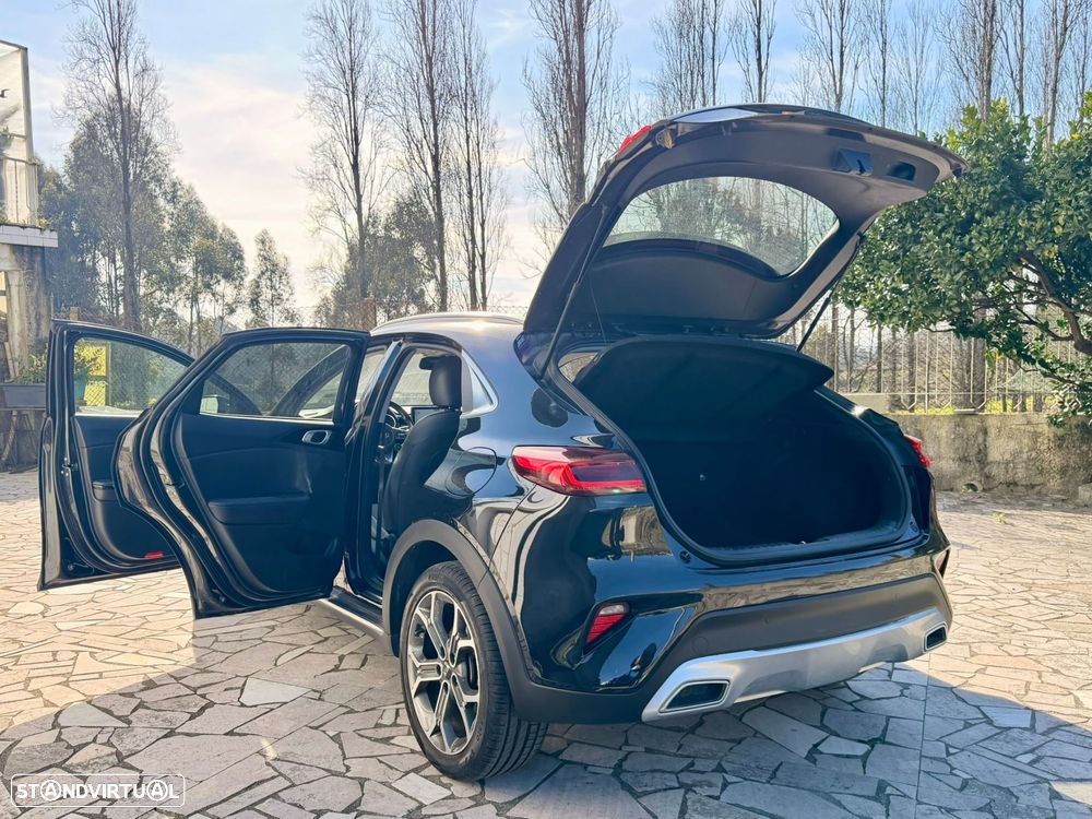 Kia XCeed - 43
