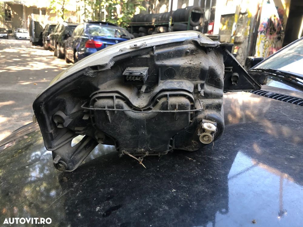 Far stanga Citroen C3 2006 - 5