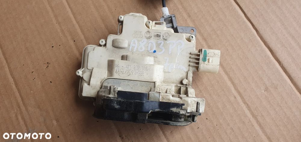 Zamek drzwi prawy przód przedni prawy Audi A8 D3 4E1837016 - 6
