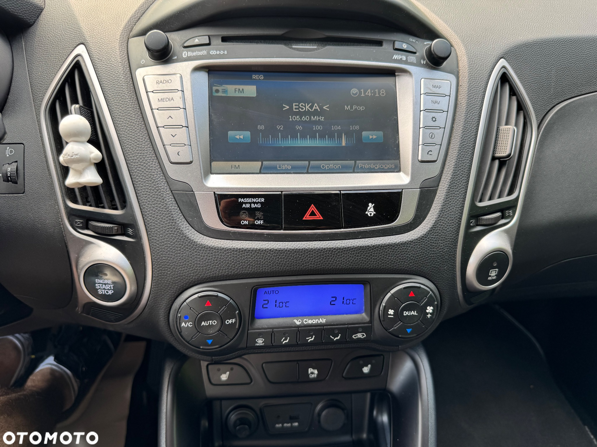 Hyundai ix35 1.7 CRDi 2WD blue Finale Gold - 17