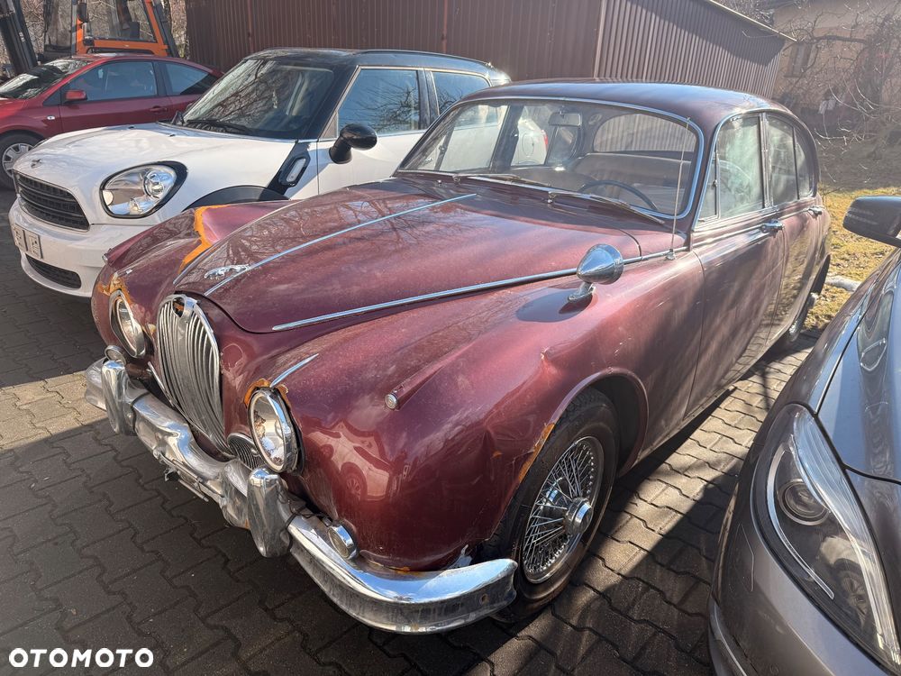 Jaguar MK II - 1