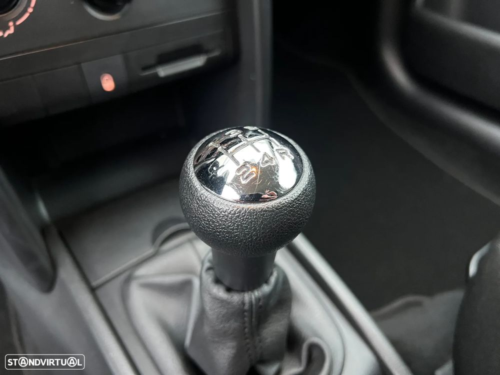 Peugeot 207 VAN 1.4 HDI AC - 25