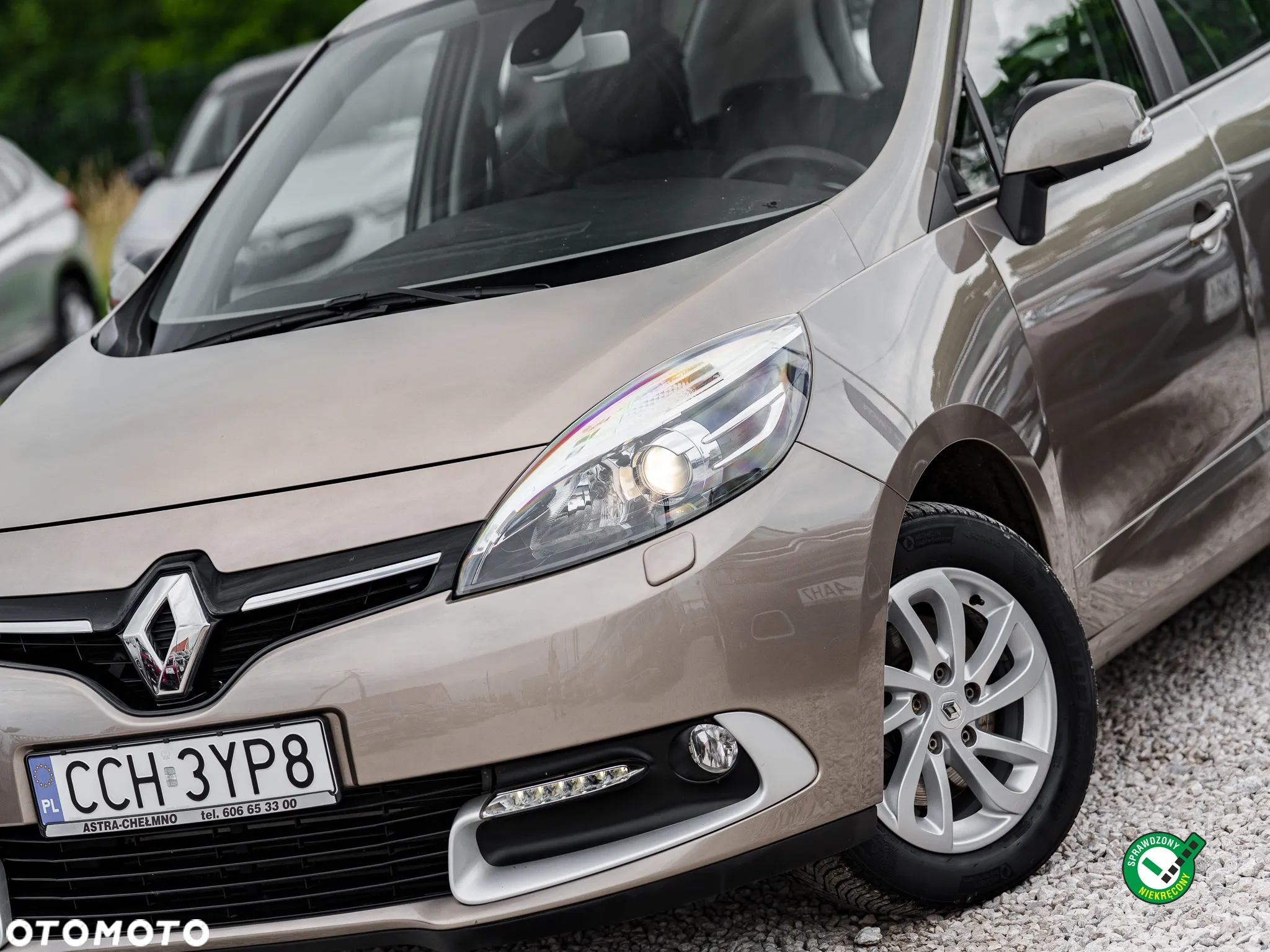 Renault Scenic 1.5 dCi Life - 9