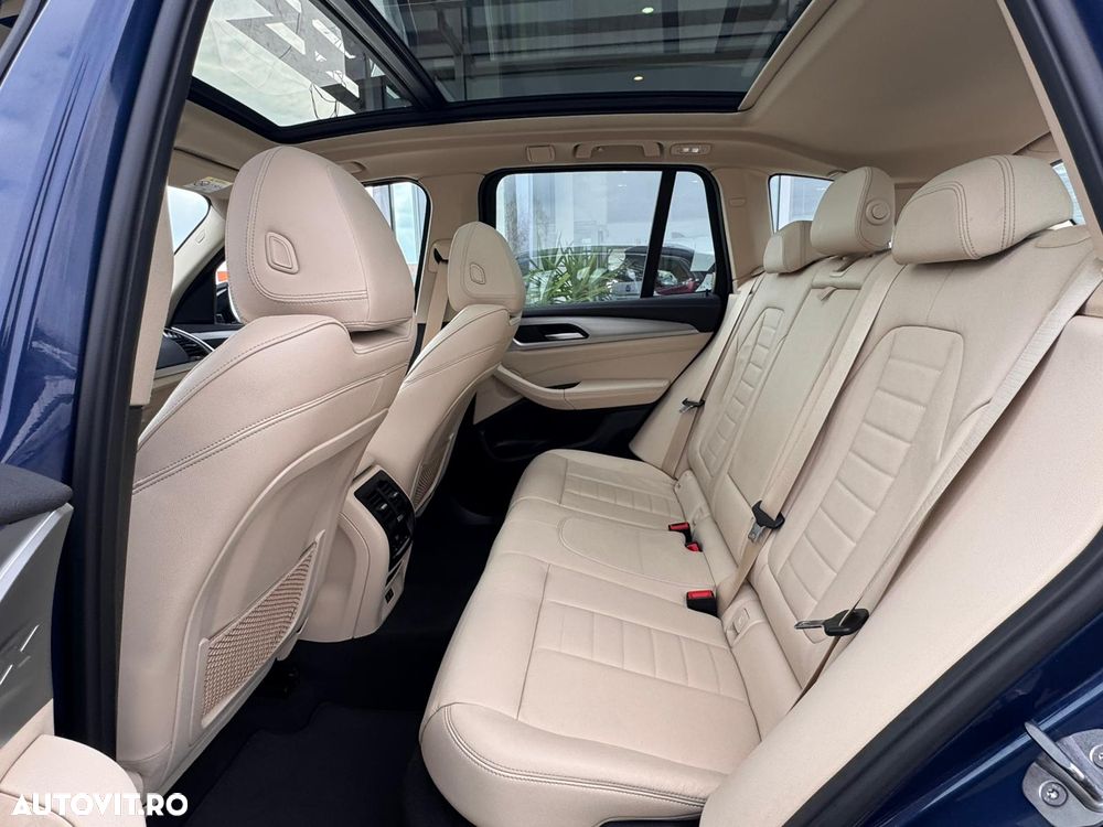 BMW X3 xDrive20d AT Luxury Line - 13