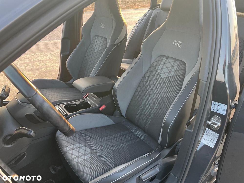 Volkswagen Golf 2.0 TSI OPF DSG R-Line - 11