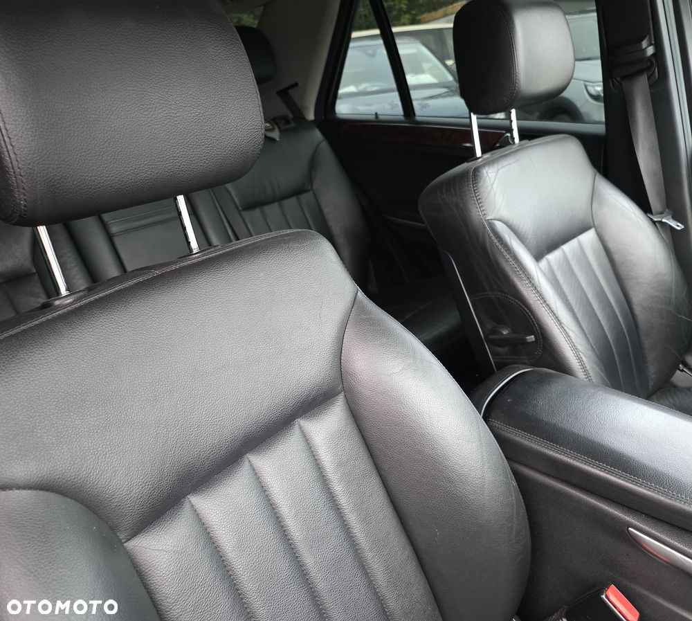 Mercedes-Benz ML - 14