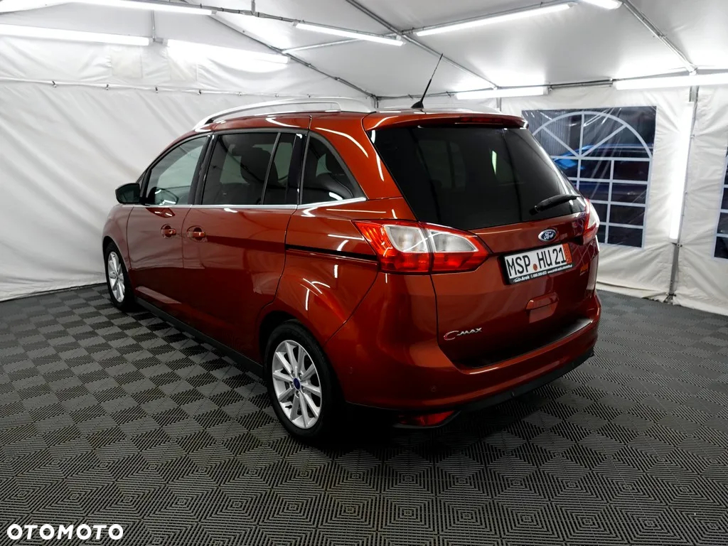Ford C-MAX 1.5 TDCi Titanium - 4