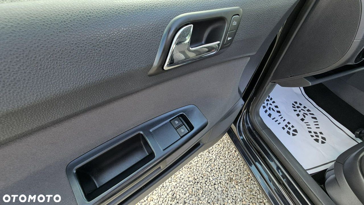 Volkswagen Polo - 25