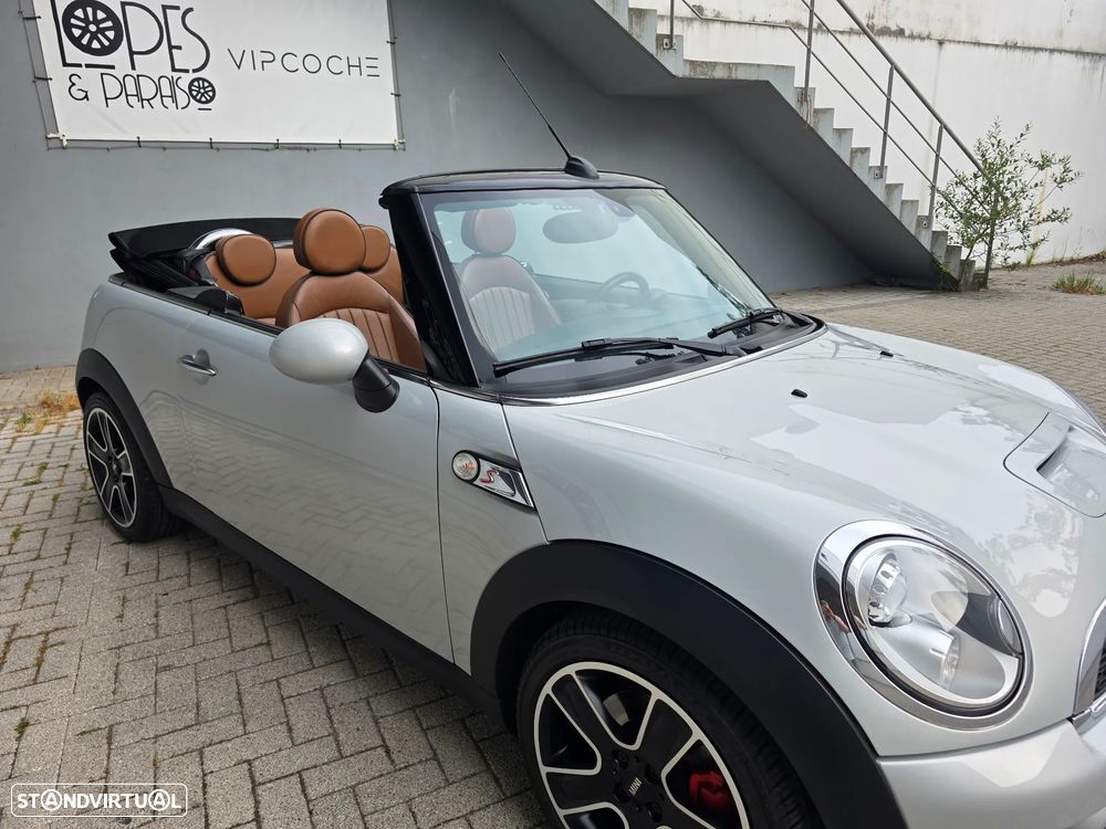 MINI Cabrio Cooper S - 11